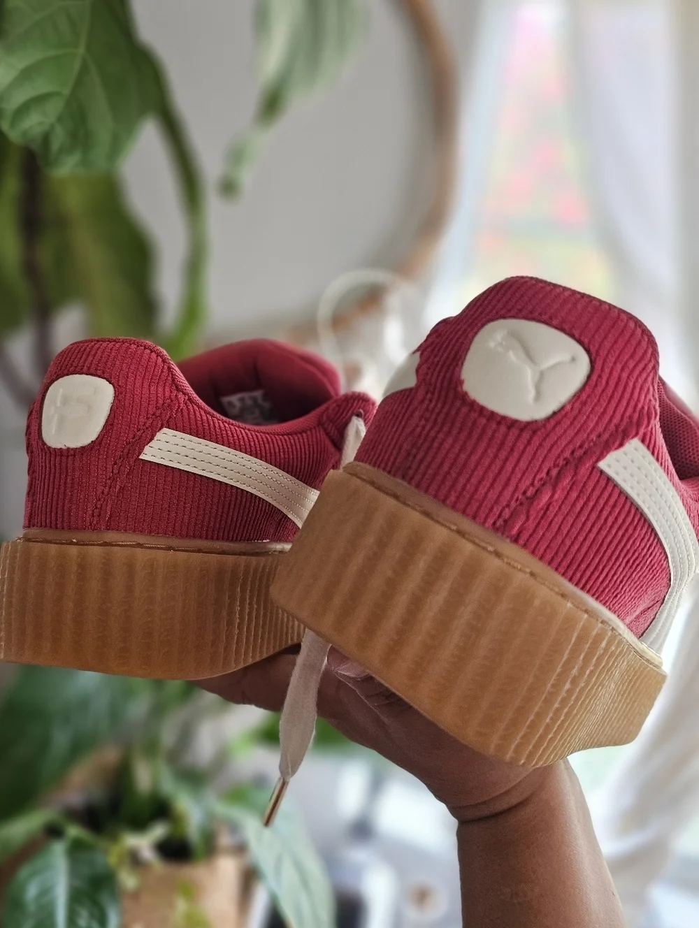NWOT PUMA Platform Corduroy Sneakers in Burgundy with Gum Sole